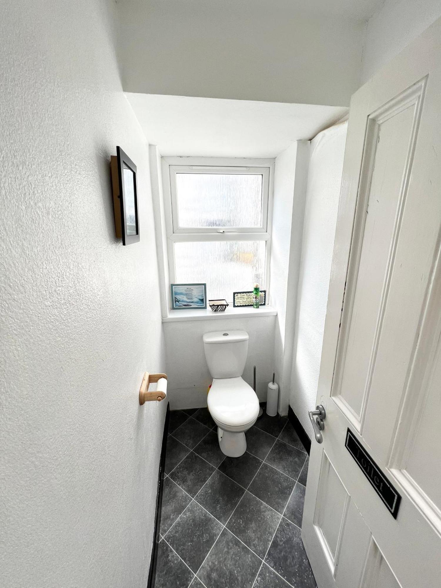 Perfect Central Location Portrush Bagian luar foto